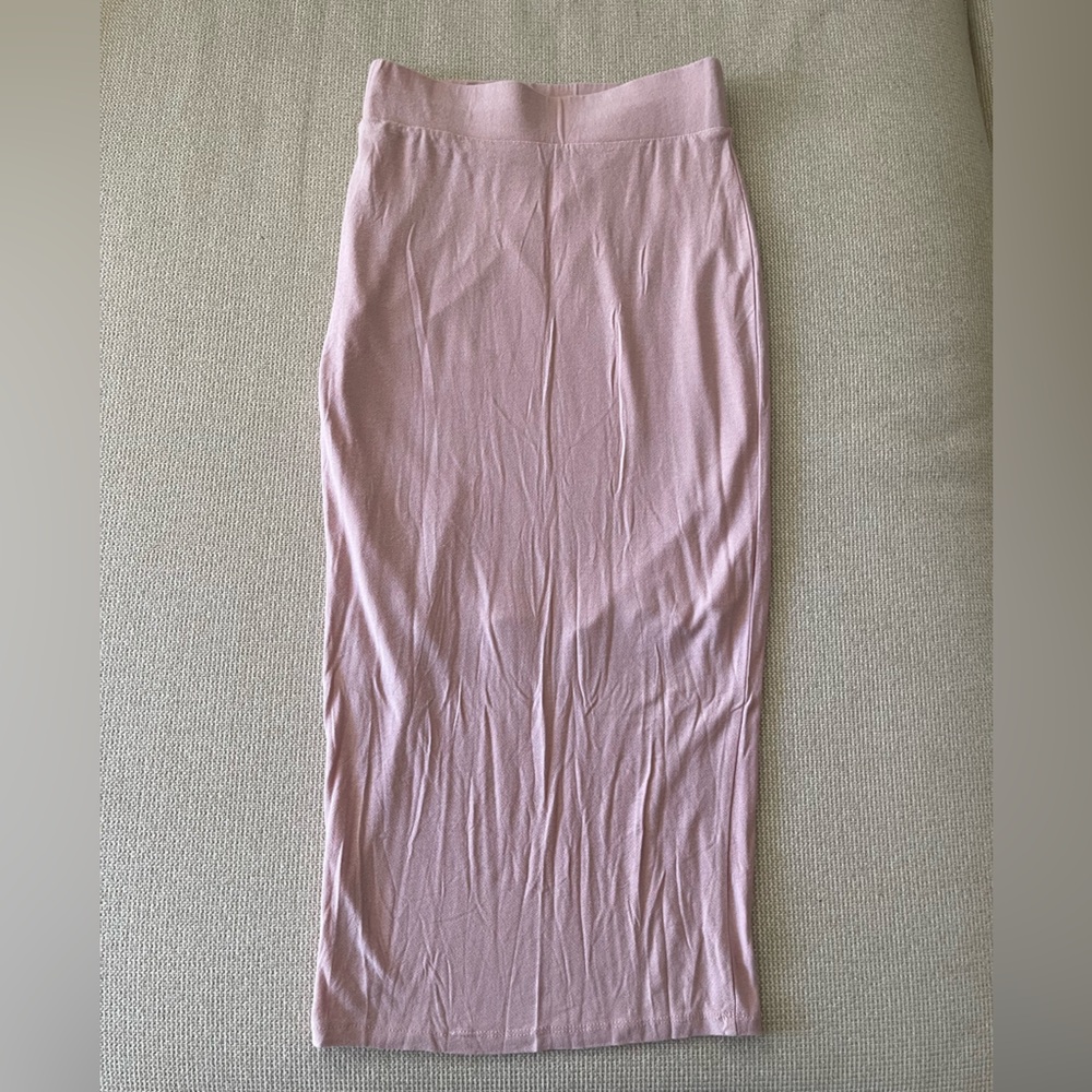 Soft Pink Pencil Skirt